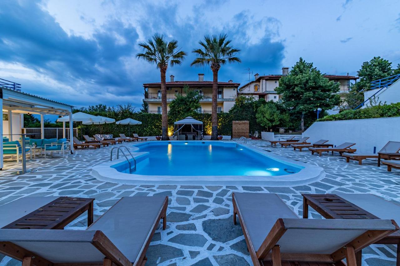 Theo Bungalows Boutique Hotel كريوبيجي المظهر الخارجي الصورة