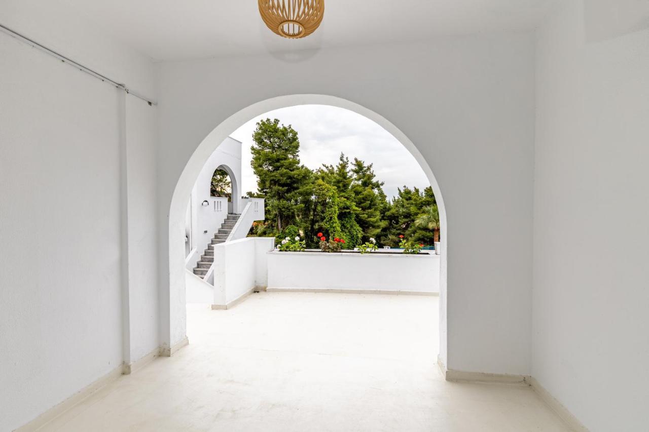 Theo Bungalows Boutique Hotel كريوبيجي المظهر الخارجي الصورة