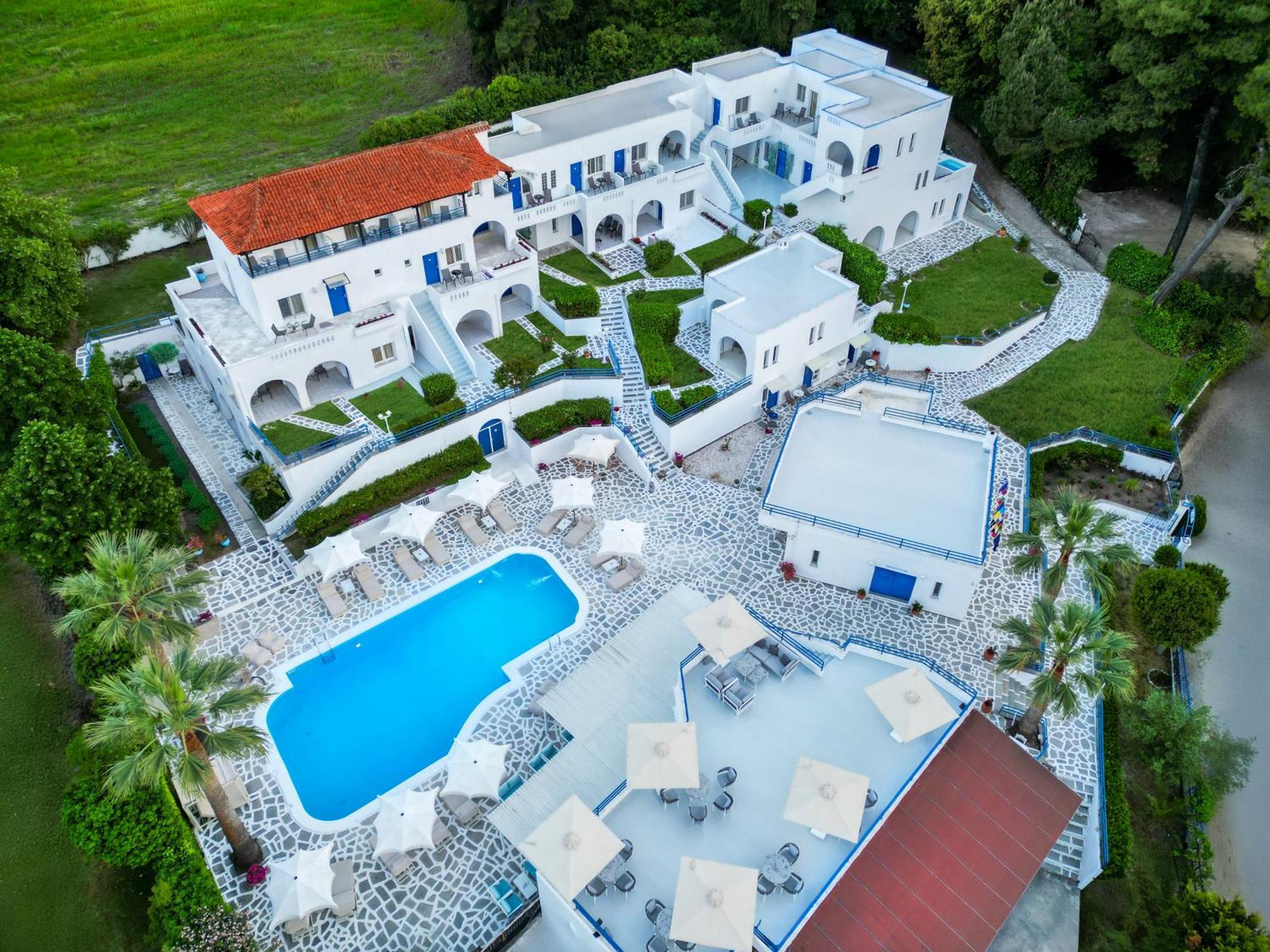Theo Bungalows Boutique Hotel كريوبيجي المظهر الخارجي الصورة
