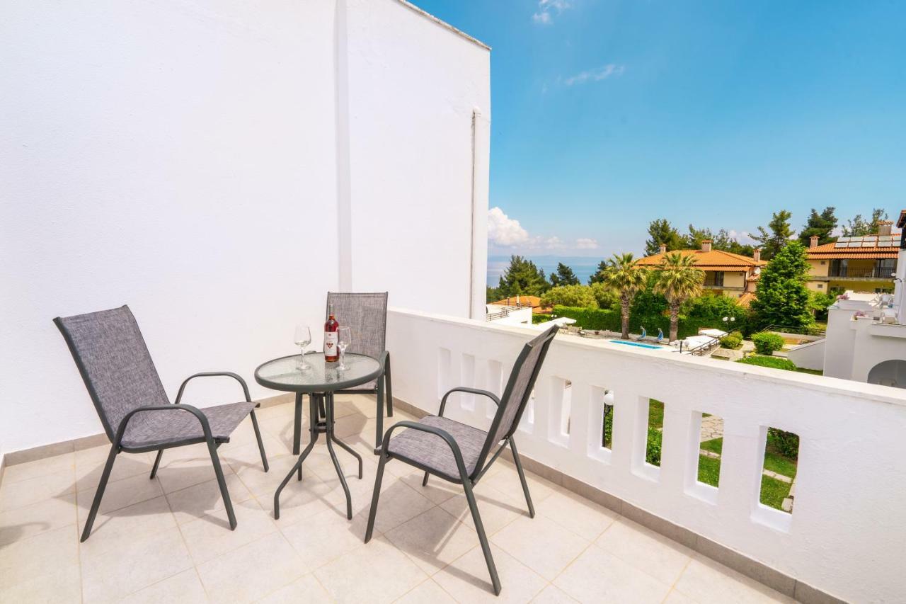 Theo Bungalows Boutique Hotel كريوبيجي المظهر الخارجي الصورة